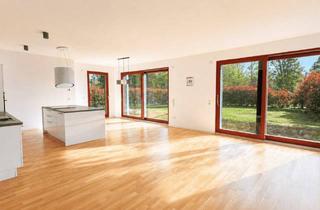 Wohnung kaufen in 60389 Frankfurt, Frankfurt am Main - 3 Zimmer und eigener großer Garten in Frankfurt-Seckbach
