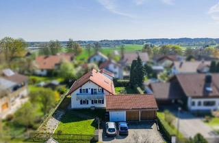 Haus kaufen in 86946 Vilgertshofen, Vilgertshofen-Issing - Idyllisch gelegen & großzügig geschnitten - Zweifamilienhaus mit Charme in Issing