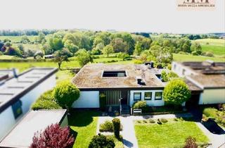 Haus kaufen in 66687 Wadern, Wadern - Architektenhaus mit Einliegerwohnung, zwei Einzelgaragen und unverbaubarem Weitblick 66687 Wadern