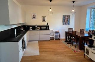 Wohnung kaufen in 40223 Düsseldorf, Düsseldorf - Top sanierte Wohnung in Bilk mit Garten