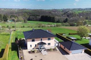 Villa kaufen in 53578 Windhagen, Windhagen - Ausergewöhnliches Anwesen in traumhafter Ortsrandlage Nähe Windhagen. Ca. 8 Min. A3 Bad Honnef.