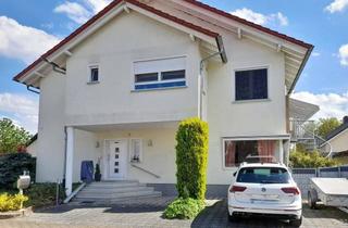Wohnung kaufen in 68789 St. Leon-Rot, Herrlich wohnen mit Terrasse & Gartenanteil – großzügige Erdgeschoss-Wohnung im Zweifamilienhaus