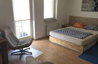Wohnung kaufen in Wilhelmstraße 3a, 39104 Altstadt, Helle 1-Zimmer Wohnung im 3. OG in Freiburg-Altstadt