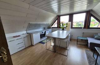 Wohnung mieten in Dienststraße 141, 46149 Buschhausen, Schön, gehobene 2 - Zimmer DG - Wohnung mit Klimaanlage, komplett möbliert in Oberhausen/ Biefang