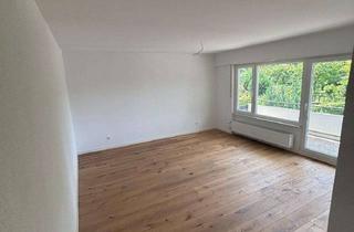 Wohnung mieten in Graudenzer Straße 11, 71229 Leonberg, Stilvoll sanierte 3,5-Zimmer-Wohnung mit 2 Balkonen, Einbauküche & Stellplatz in Leonberg