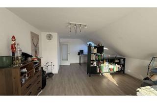 Wohnung mieten in 86456 Gablingen, Wohnen mit Charakter: Modernisierte Dachgeschosswohnung in Gablingen