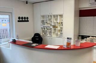 Gewerbeimmobilie kaufen in 51061 Mülheim, Machen Sie es selbst! Komfortabel ausgestattete Hotelzimmer im Obergeschoss eines Geschäftshauses.