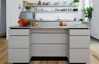 Immobilie mieten in Weserstraße, 10247 Friedrichshain, Fully furnished 3-bedroom Altbau for short-term let from 24 Aug to December 2026
