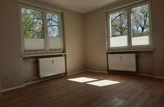 Wohnung kaufen in 13465 Frohnau, Lichtdurchflutete 3-Zimmer-Eigentumswohnung mit Balkon in Berlin-Frohnau