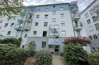 Wohnung mieten in Heiligenstraße 42c, 40721 Hilden, Über den Dächern von Hilden: 2-Zimmer-Dachgeschosswohnung mit Terrasse in Hilden