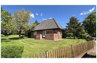 Haus kaufen in 25876 Schwabstedt, Idyllische Dorfrandlage: Solides Häuschen mit Ausbaupotential und wunderschönem Blick ins Treenetal!