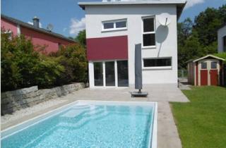 Haus mieten in Am Ziegelacker 1i, 91080 Marloffstein, Architektenhaus am Waldrand, teilmöbliert, Pool, A+ Energie, Keller