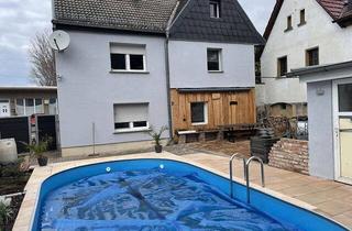 Einfamilienhaus kaufen in 04600 Altenburg, Altenburg - Erschwingliches EFH schnell beziehbar und großem PoolBK ideal für Ihre Familie