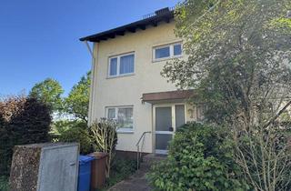 Haus kaufen in 61440 Oberursel, Oberursel-Weisskirchen: Lichtdurchflutetes Reiheneckhaus mit großem Garten