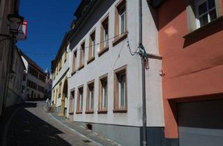 Mehrfamilienhaus kaufen in Langstraße, 67292 Kirchheimbolanden, EUPORA® Immobilien: Mehrfamilienhaus mit Innenhof im Zentrum von Kirchheimbolanden.