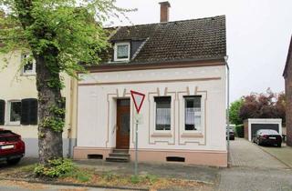 Haus kaufen in 47198 Duisburg, Duisburg - Gepflegtes 5-Zi.-Zuhause mit Garten inkl. Schuppen in Duisburg-Alt-Homberg