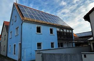 Einfamilienhaus kaufen in 91460 Baudenbach, Baudenbach - Familienhaus mit Garten, PV-Anlage & viel Platz - provisionsfrei