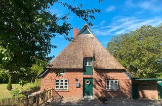 Haus kaufen in 23730 Neustadt, Neustadt in Holstein - Reetdachhaus in der Lübecker Bucht