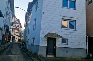 Einfamilienhaus kaufen in 35321 Laubach, Laubach - Haus für Handwerker