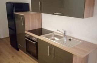 Wohnung kaufen in 90441 Nürnberg, Nürnberg - Freie 2-Zimmer Wohnung in Schweinau mit Einbauküche