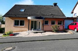 Einfamilienhaus kaufen in 42477 Radevormwald, Radevormwald - Einfamilienhaus mit Einliegerwohnung