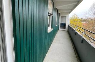 Wohnung kaufen in 72762 Reutlingen, Reutlingen - Helle 4-Zimmer-Wohnung | Aufzug | Balkon | 100m² | Provisionsfrei