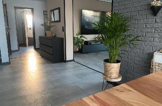 Wohnung kaufen in 73730 Esslingen, Esslingen am Neckar - Exklusive kernsanierte 3,5 Zimmer große helle Erdgeschosswohnung