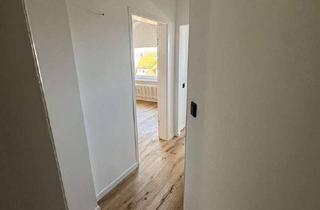 Wohnung kaufen in Hamburger Chaussee 45, 24103 Kiel, Hochwertig renovierte 1 Zimmer Wohnung in zentraler Lage von Kiel
