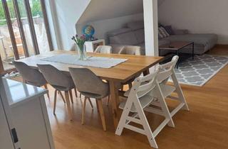 Wohnung mieten in 82256 Fürstenfeldbruck, Charmante 4-Zimmer-Altbauwohnung mit Südbalkon und Garage in Fürstenfeldbruck