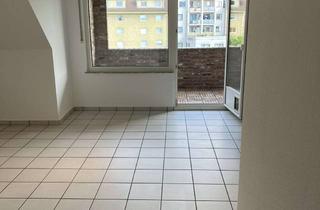 Wohnung mieten in Piccoloministraße 504, 51067 Holweide, 73 m2 Wohnfläche plus 25 m2 Dachterrasse , Gepflegte 2,5-Zimmer-Wohnung in Köln-Holweide