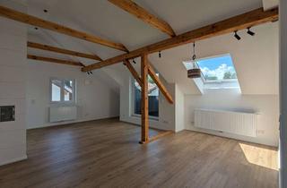 Wohnung mieten in Sudetenweg, 87634 Günzach, Dachgeschosswohnung mit offenem Wohn-/Ess-/Küchenbereich und Loggia