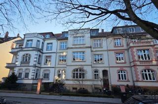Wohnung mieten in Martinstraße 91, 64285 Darmstadt, 2-ZKB Altbauwohnung mit EBK, Paulusviertel, Wintergarten