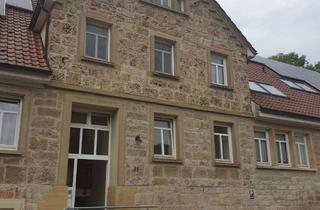 Wohnung mieten in Heilig-Kreuz-Straße 81, 74653 Künzelsau, Geräumige und helle 4,5 Zimmer-Maisonette-Wohnung in Künzelsau-Belsenberg