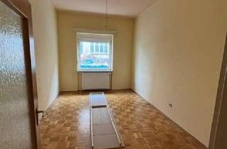 Wohnung mieten in 30167 Nordstadt, EG AltbauWhg. mit 4 Zimmern und Balkon in der Nordstadt, Oberstr.
