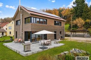 Haus kaufen in 86441 Zusmarshausen, Architekten-HolzhausPassivhaus A+, Tesla PowerwallEnergieautark mit Westblick ins Zusamtal