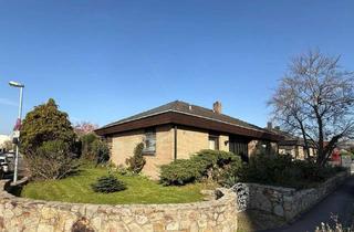 Einfamilienhaus kaufen in Kehlweg, 65239 Hochheim, Großzügiges Einfamilienhaus mit Einliegerwohnung in sehr guter Lage in Rhein-Main (Hochheim am Main)