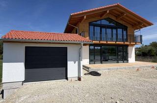 Haus mieten in Erika-Schienagel-Straße 14, 85560 Ebersberg, Neubau-Einfamilienhaus direkt am Egglburger See | Seeblick | Wärmepumpe | PV-Anlage