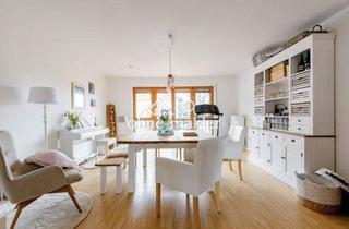 Haus mieten in Hufschmiedstraße, 81249 München, Geräumige 5-Zimmer DHH in München mit Garage, Feldrandlage!