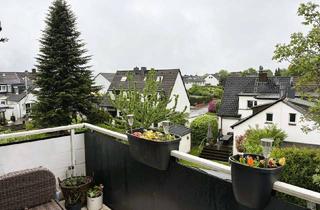 Wohnung kaufen in 45149 Haarzopf, Kernsanierte Dachgeschosswohnung- Südbalkon & 2-Einheiten-Potenzial in Essen-Haarzopf