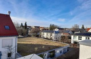 Wohnung kaufen in Alfred-Andersch-Weg 14, 80993 Moosach, Lebendig wohnen in Moosach: 3-Zimmer-Dachgeschosswohnung mit Balkon