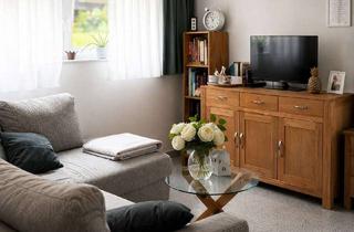 Wohnung mieten in 74366 Kirchheim, Attraktive 2,5-Zimmer-Einliegerwohnung mit EBK (auf Wunsch Wallbox)