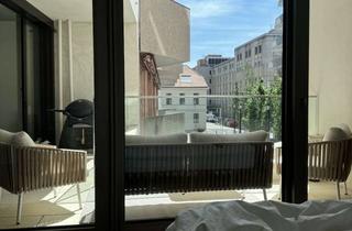 Lofts mieten in Aaron-Bernstein-Platz, 10117 Mitte, Loft in Berlin Mitte mit Spa, Gym & Concierge