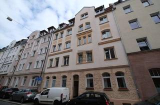 Wohnung mieten in 90489 Veilhof, Bequem erreichbar und zentral gelegene Altbauwohnung mit Balkon in Schoppershof