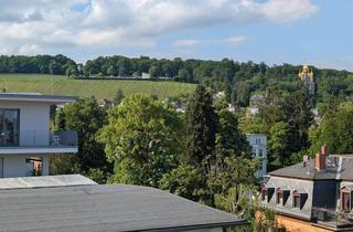 Wohnung mieten in 65193 Wiesbaden, Wunderschöne 3-Zimmer-Dachgeschosswohnung am Wiesbadener Neropark mit Balkonblick auf den Neroberg