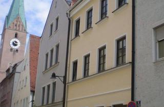 Wohnung mieten in Lebzeltergasse, 85049 Ingolstadt, Stilvolle 2,5-Zimmer Altbauwohnung mitten in Ingolstadts Altstadt