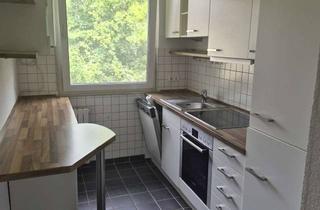 Wohnung mieten in 44799 Wiemelhausen, Helle 2-Zimmer-Wohnung mit Balkon in Bochum-Wiemelhausen