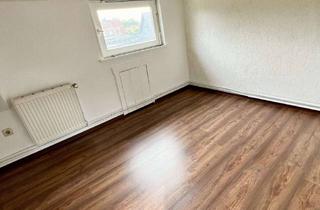 WG-Zimmer mieten in Hornissenweg 15, 22159 Farmsen-Berne, Nachmieterin für Frauen WG Zimmer gesucht ab 01.06