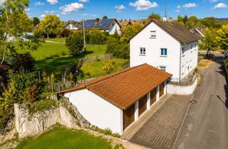 Haus kaufen in 78269 Volkertshausen, Attraktives, kompl. bezugsfreies 3-Fam.-Haus auf großem Grundstück mit 6 Garagen in Volkertshausen