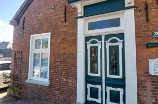 Büro zu mieten in Rosenstraße 20, 26529 Marienhafe, Sanierte Praxis- / Bürofläche in historischem Baudenkmal mitten in Marienhafe