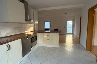 Wohnung mieten in Tannenstraße, 65346 Eltville, EBS-Studentin für 2er WG gesucht: Attraktive 3ZKB-Wohnung mit Balkon in ruhiger Lage von Eltville-Erbach, Nähe EBS